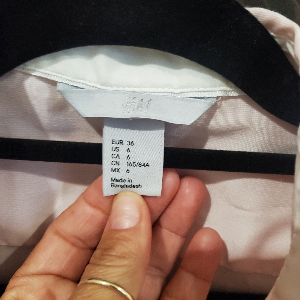 H&M blouse - Picture 2 of 4
